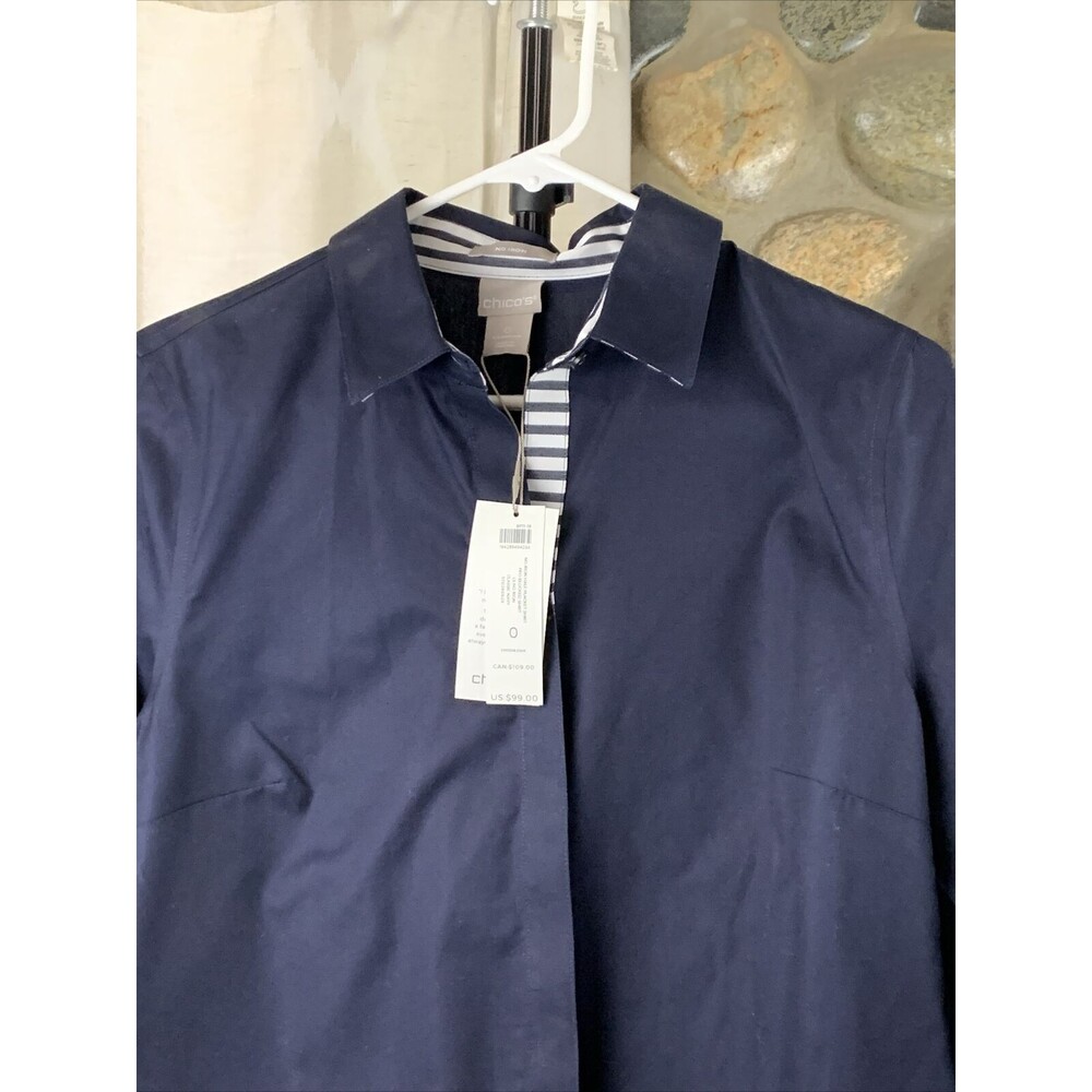 Chico's Womens Size 4/6 No-Iron Hidden Button Half Placket Navy Shirt NWT - Picture 3 of 8